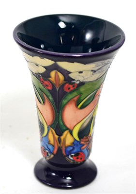 Lot 261 - A modern Moorcroft ";Homemakers"; pattern vase, designed by Emma Bossoms, numbered 28/150,...