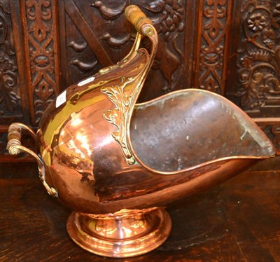 Lot 342 - A Victorian copper coal scuttle