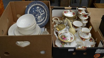 Lot 1035 - A Royal Albert ";Old Country Roses"; pattern part teaset and other assorted ceramics