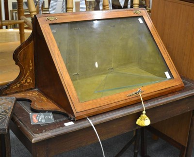 Lot 1078 - An Edwardian inlaid rosewood hanging corner cupboard