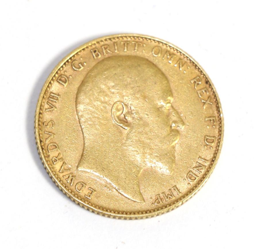 Lot 67 - A 1908 gold sovereign