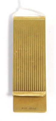 Lot 68 - An 18ct gold money clip