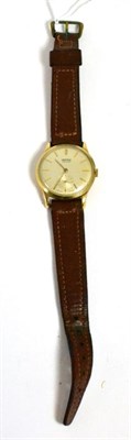 Lot 179 - A 9ct gold wristwatch signed Vertex