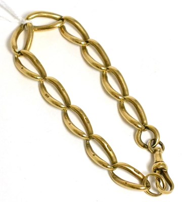 Lot 194 - A 9ct gold bracelet