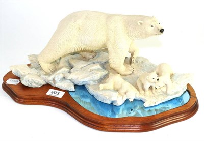 Lot 203 - Border Fine Art Polar bears, limited edition 418/850 by Richard Roberts, boxed, with certificate