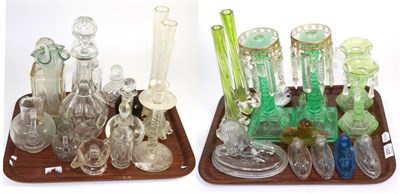 Lot 231 - A John Derbyshire glass model of a lion, five smaller unmarked similar examples and assorted...