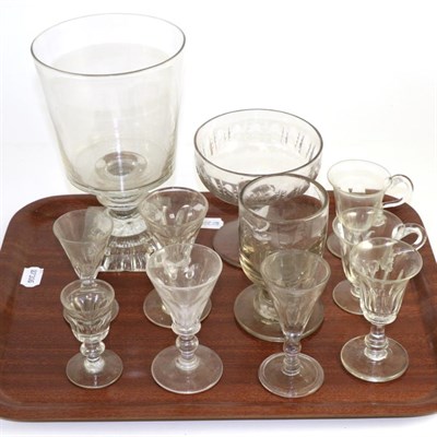Lot 264 - A large group of 19th century table glasses including rummers (two trays)