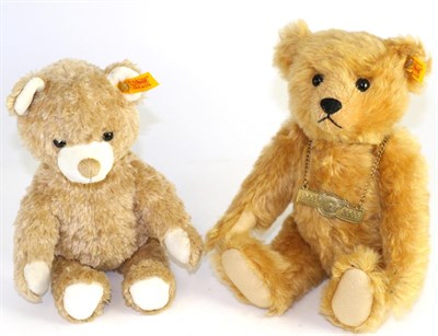 Lot 267 - Two modern Steiff teddy bears