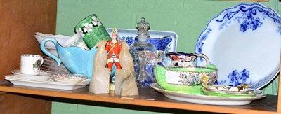 Lot 403 - A quantity of 20th century ceramics including Mailing, Burslem, Masons, a Finland Arabia Emilia...
