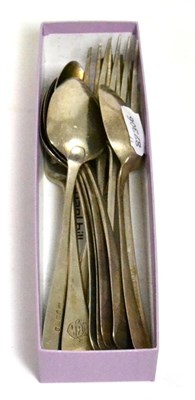 Lot 412 - Six George III/IV Scottish silver dessert spoons and six silver table forks