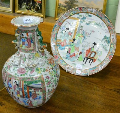 Lot 457 - A Cantonese export vase and a famille rose charger (a.f.)