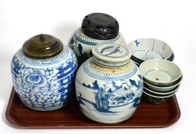Lot 463 - A group of blue and white provincial items