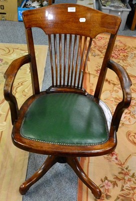 Lot 1107 - Office chair