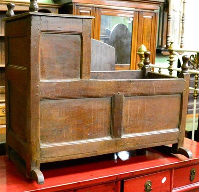 Lot 1333 - An 18th century oak crib