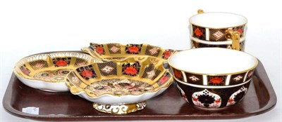 Lot 228 - Five pieced of Royal Crown Derby Imari comprising a loving cup, a sugar bowl and three small dishes