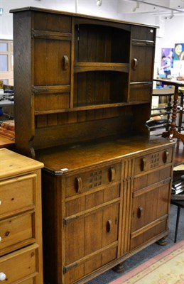 Lot 1229 - An oak dresser