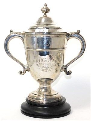 Lot 69 - A silver presentation trophy cup presented to Walker Esq by the Tenants of Mount St John Estate