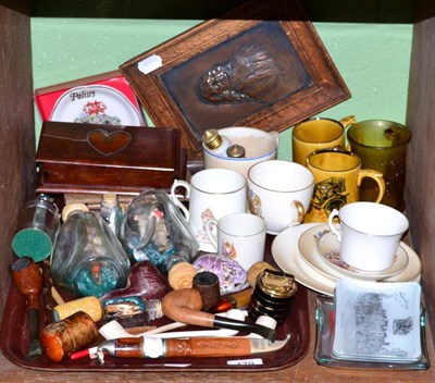 Lot 179 - Collectors items including pipes, ships in bottles, commemorative ceramics etc
