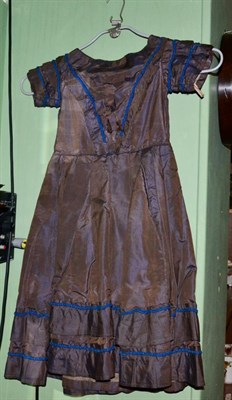 Lot 361 - Victorian brown silk child's dress