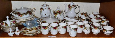 Lot 369 - A Royal Albert Old Country Roses part dinner/tea service