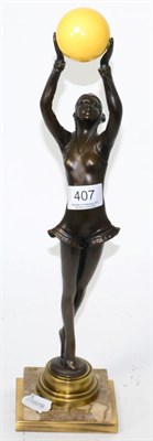 Lot 407 - An Art Deco style figure