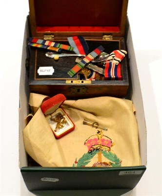 Lot 464 - A 9ct gold signet ring, a bar brooch stamped 9ct, WWII general service medals, costume...