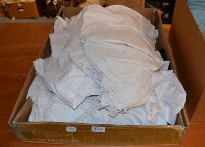 Lot 1016 - Assorted early 20th century white cotton undergarments, linens etc (one box)