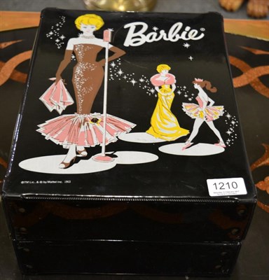 Lot 1210 - A Barbie case and contents 1963 sent from Canada (qty)