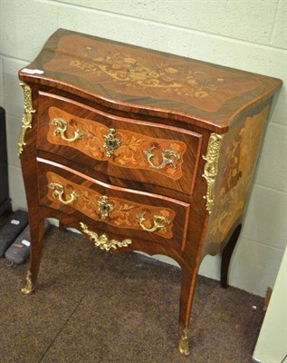 Lot 1401 - A fine French Louis XV style rosewood, Kingwood, floral marquetry and gilt metal mounted petit...