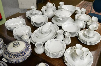 Lot 353 - Limoges R Leclair comprehensive dinner service (approximately 103 pieces)