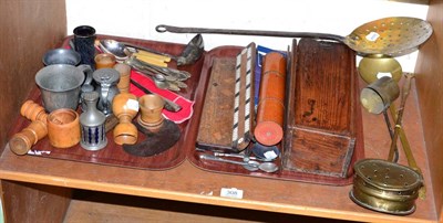 Lot 308 - Mixed group including 19th century herb cutter, treen dice shakers, cribbage boards, pewter,...