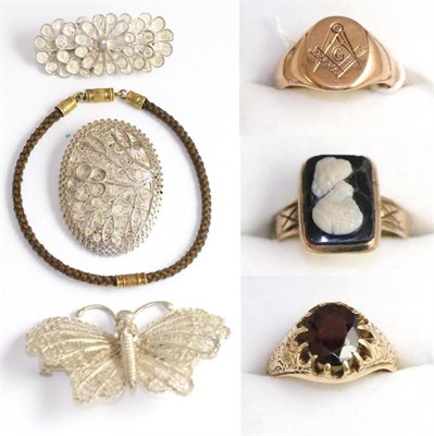 Lot 321 - A 9ct gold Masonic signet ring, finger size V, a 9ct gold garnet ring, finger size O, a...