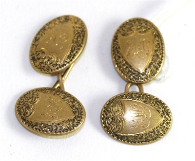 Lot 399 - A pair of double cufflinks, stamped '18ct'