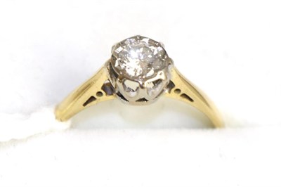 Lot 402 - An 18ct white gold diamond solitaire ring, 0.25 carat approximately, finger size K