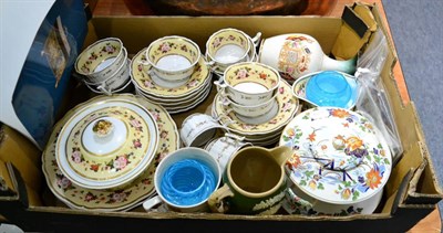 Lot 1119 - Tea wares and commemorative (one box)