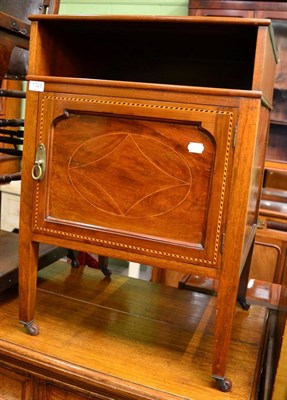 Lot 1328 - An Edwardian mahogany checkered string inlaid bedside cabinet