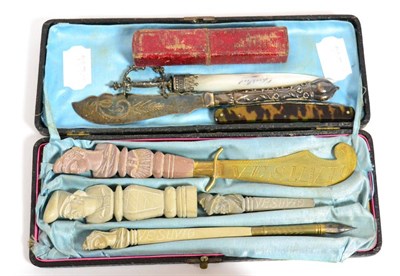 Lot 79 - Sovereign scales, silver handled butter knife, cased Vesuvio desk set etc