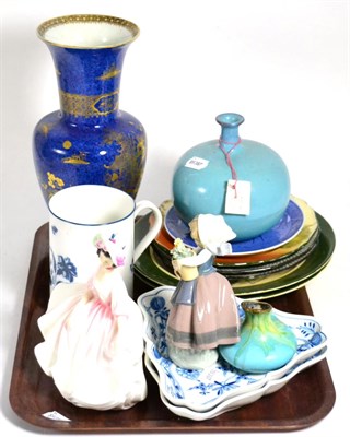 Lot 81 - A group of ceramics including Royal Doulton, Royal Copenhagen, Lladro, Carlton Ware etc