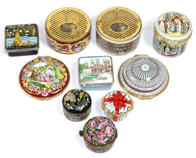 Lot 238 - A box of Halcyon days boxes etc