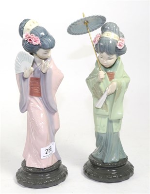 Lot 258 - Two Lladro Japanese figures (a.f)