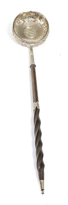 Lot 263 - An 18th century silver toddy ladle with a baleen handle