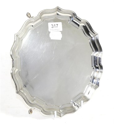 Lot 317 - A silver waiter