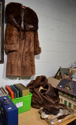 Lot 1099 - A quantity of fur coats and stoles including a musquash coat, another fur coat, two fox fur stoles