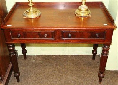 Lot 1238 - A Gillows style mahogany dressing table