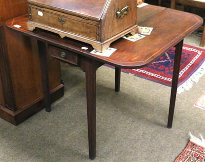 Lot 1364 - An inlaid mahogany Pembroke table