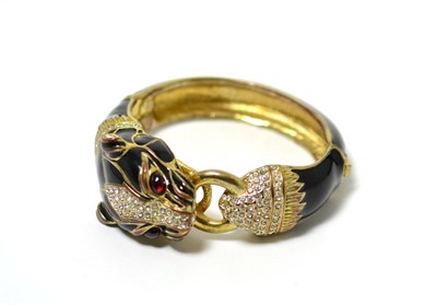 Lot 72 - A bangle in the form of a leopard
