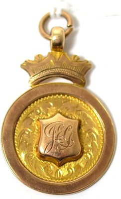 Lot 235 - A 9ct gold golfing medal