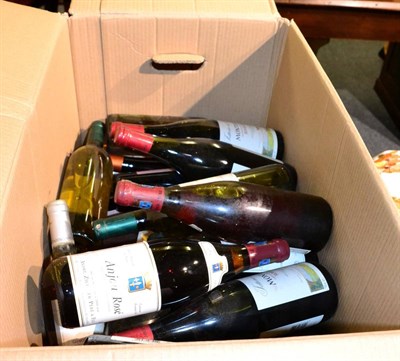 Lot 1074 - A box of various wines