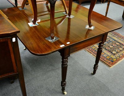 Lot 1343 - A Regency mahogany Pembroke table