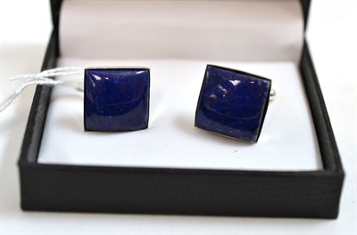 Lot 194 - A pair of lapis lazuli cufflinks